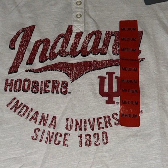 NWT‎ Woman’s Indiana Hoosier 3/4 Sleeve Shirt - Picture 2 of 7
